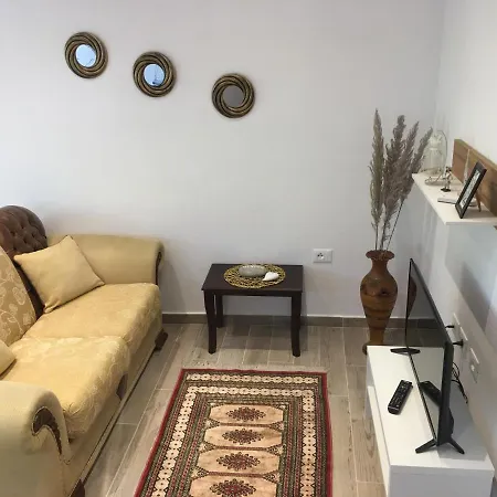 Endri Apartment *