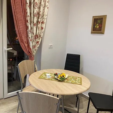 Apartment Endri *